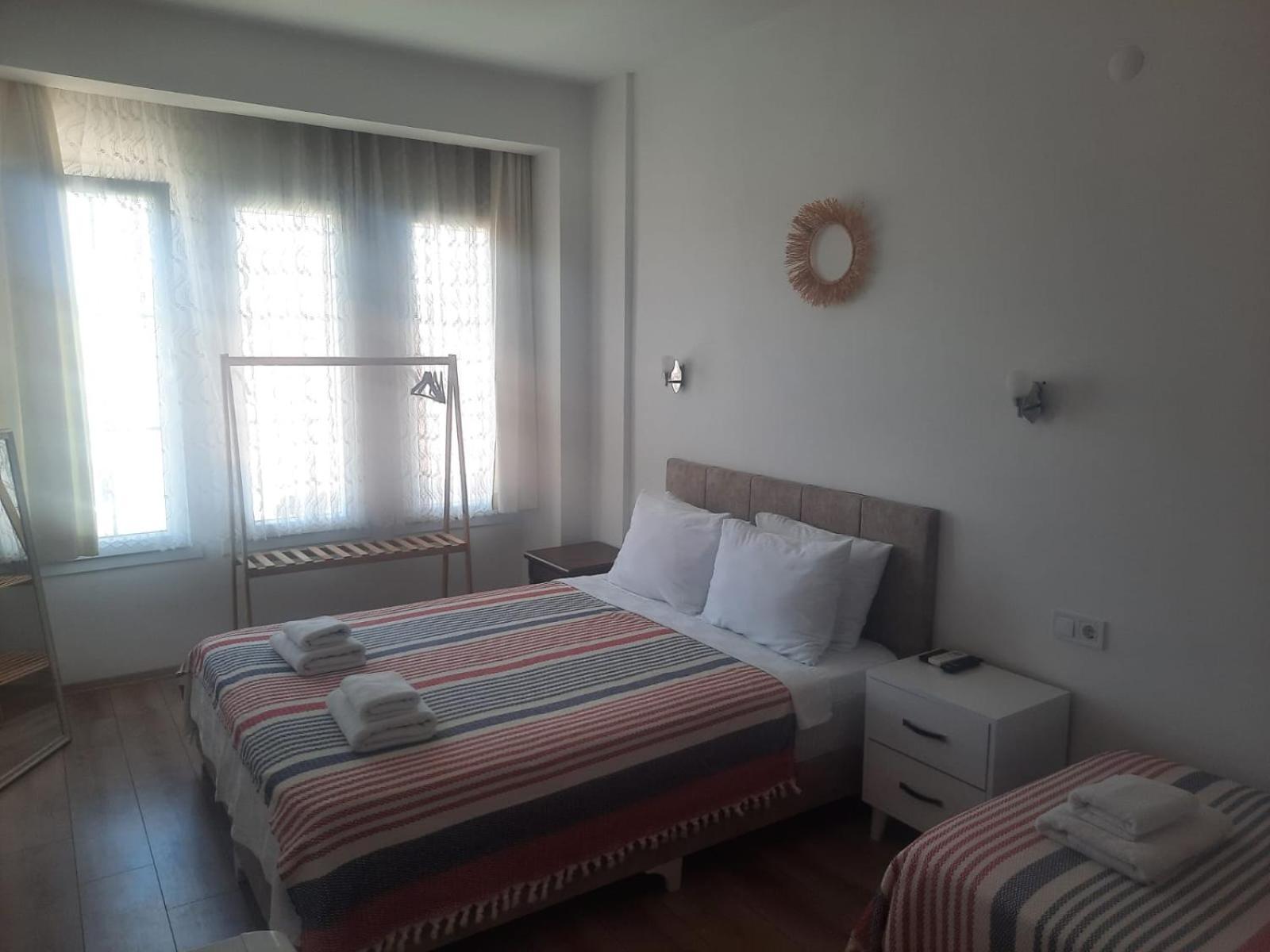 Adil Pansiyon Cesme Bagian luar foto